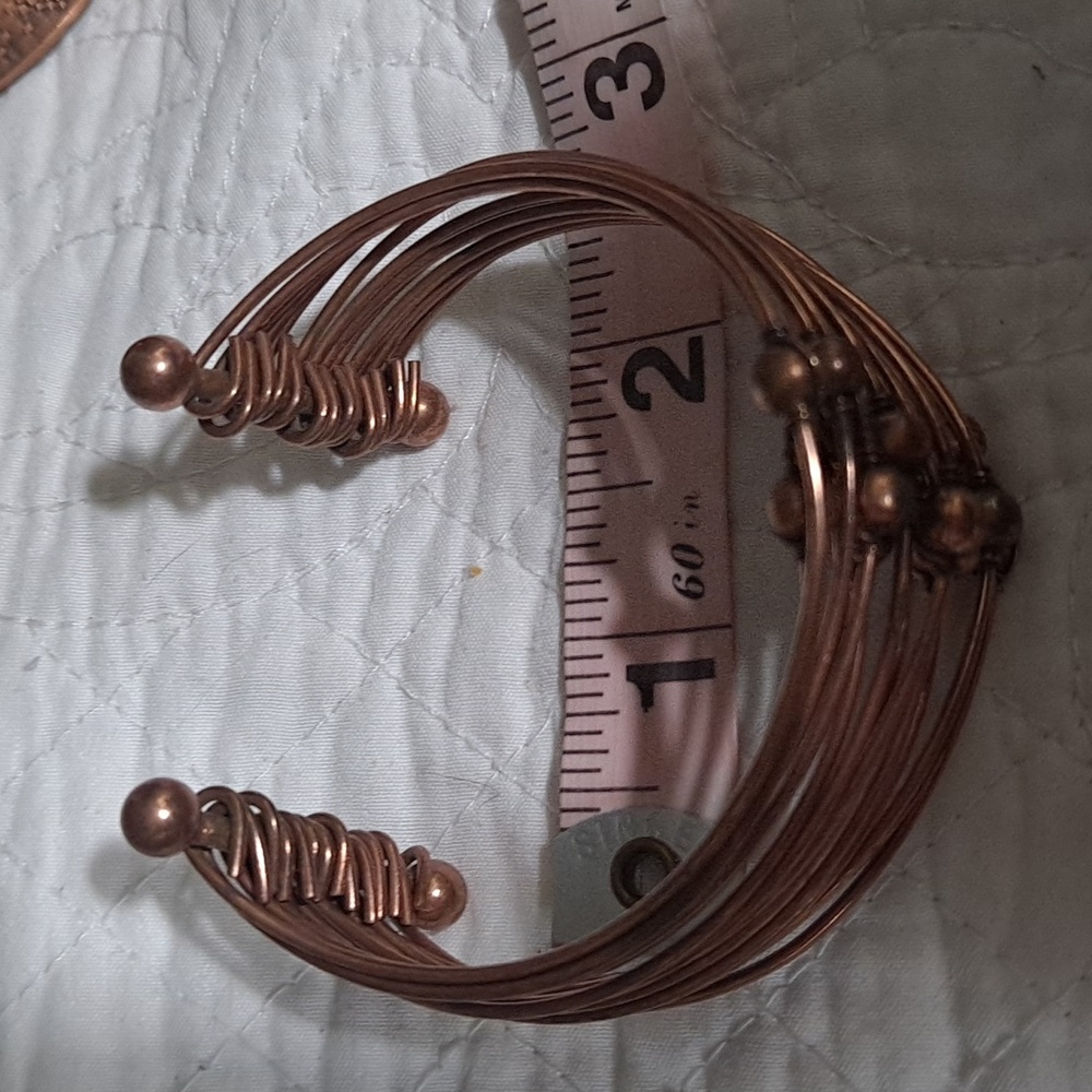 Wired copper bracelet